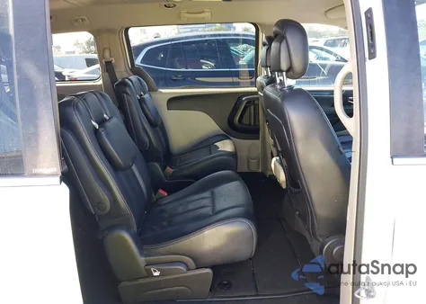 2014 Chrysler Town & Country Touring z USA, uszkodzony, nr VIN 2C4RC1BG1ER124032